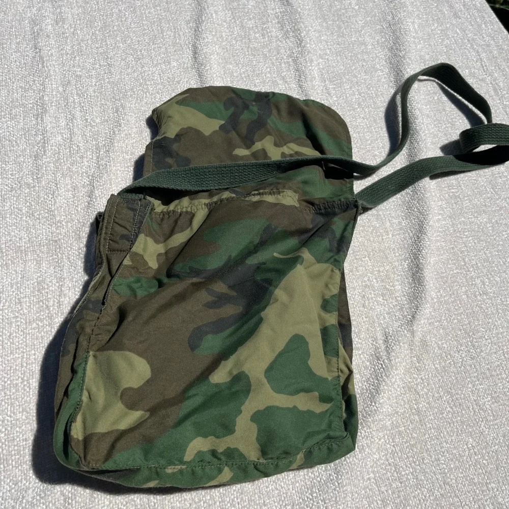 Vintage Woodland Camo Messenger Bag Utility Crossbody Military Cargo Pockets
